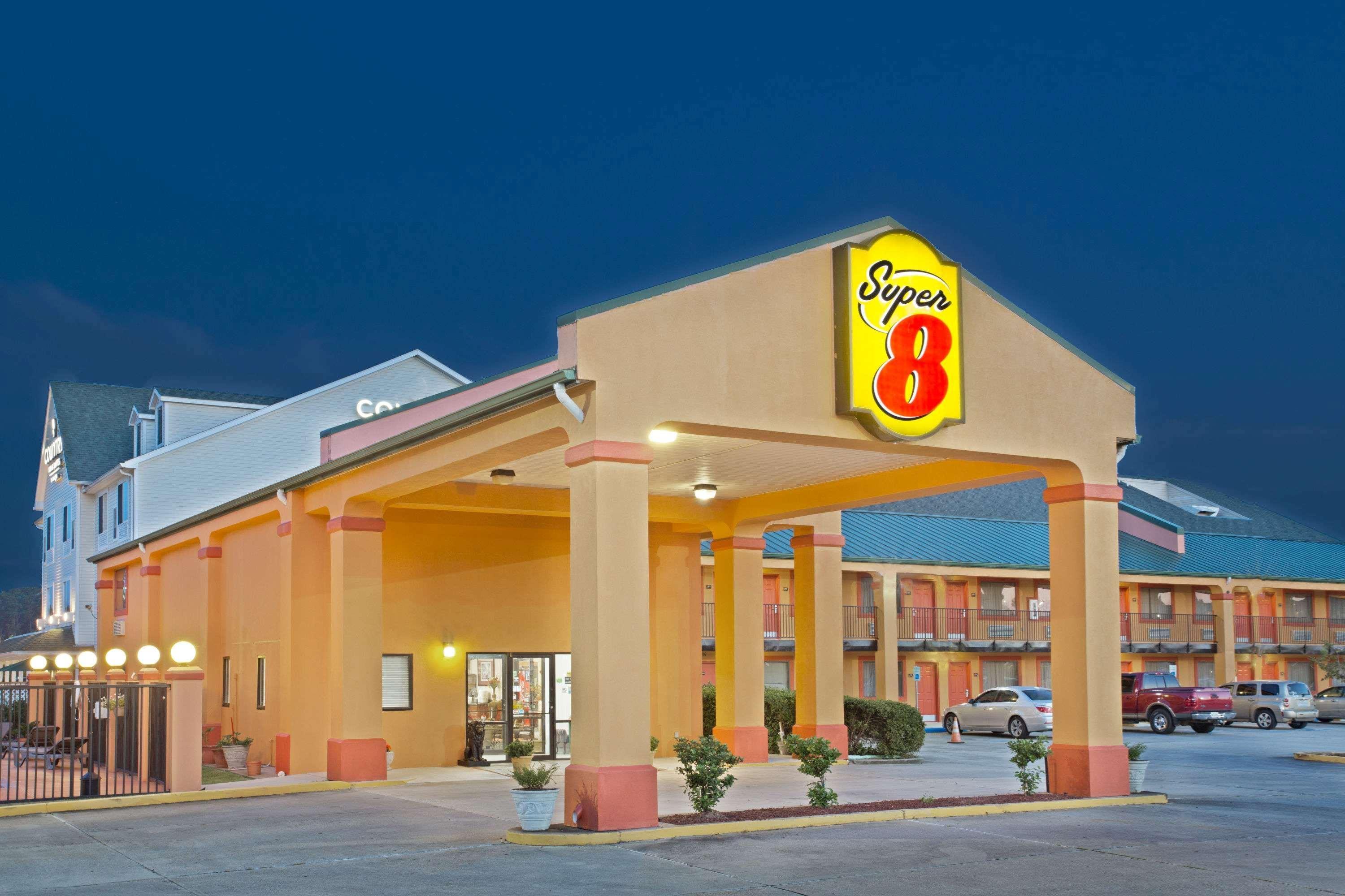 Hotel Super 8 By Wyndham Covington Exterior foto